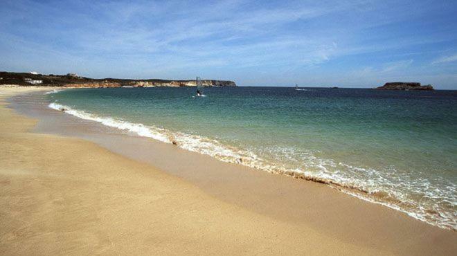 Sagres Sunny Room With Private Bathroom 300M From The Beach Bagian luar foto
